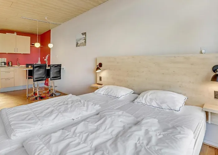 Pet Friendly In Lägenhet Allinge-Sandvig